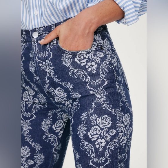 NWT REFORMATION Cynthia Baroque High Rise Straight Long Jeans, Size 23 - Picture 2 of 16